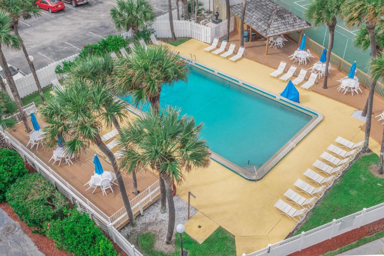 Getaways At Turtle Reef Club Hotel Дженсън Бийч Екстериор снимка